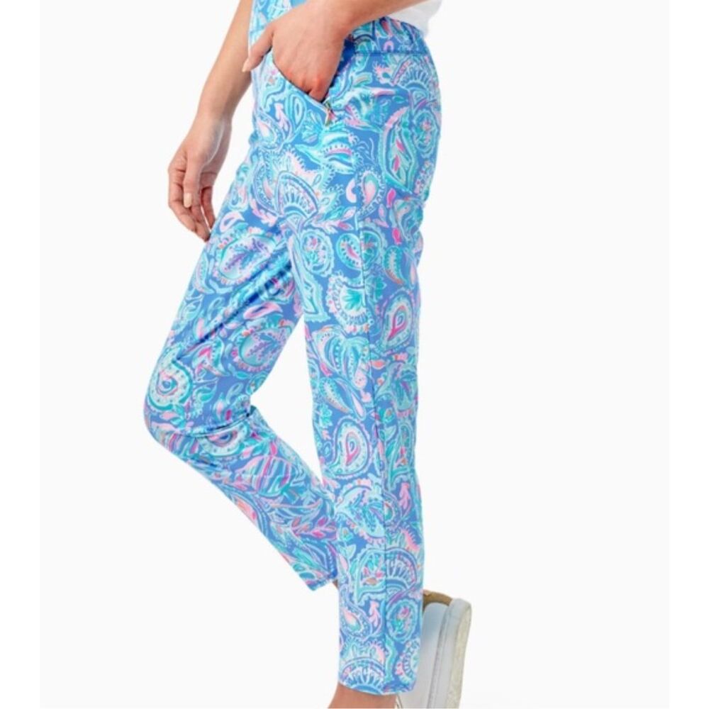 Lilly Pulitzer Luxletic Run Around Pants Blue Pink "Fish Kiss" Paisley Print Med